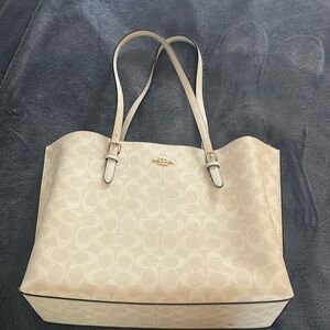 coach tote